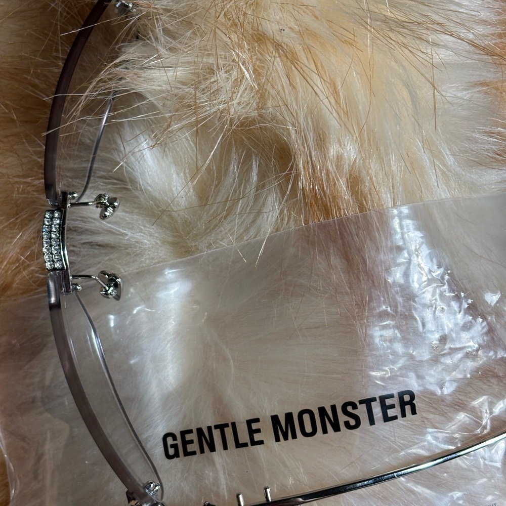 gentle monster jennie glitter 02 sunglasses - Picture 3 of 16